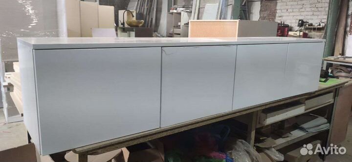 Подвесная тумба под тв