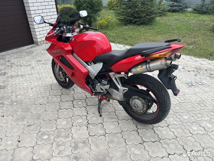 Honda VFR 800