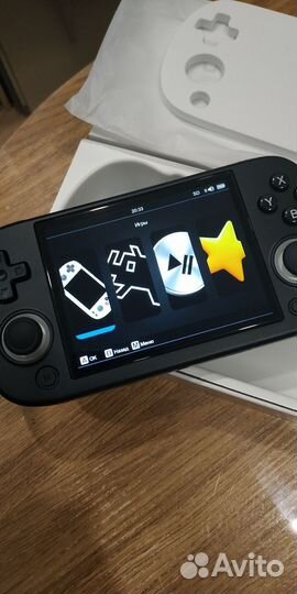 Игровая консоль