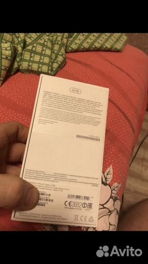 Телефон iPhone 7