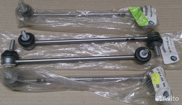 Стойка стабилизатора пер. лев. BMW E60 31356769499