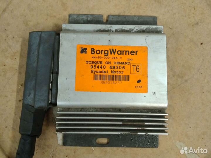 Hyundai Terracan блок управления раздаткой