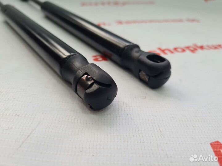 Амортизатор крышки багажника Mazda 6 GG