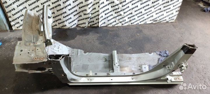 Порог левый Toyota Camry Gracia SXV20 5S-FE