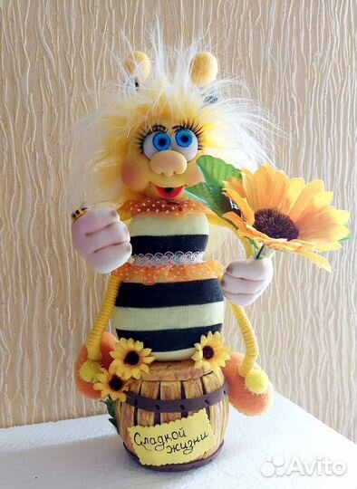 Кукла ручной работы в чулочной технике