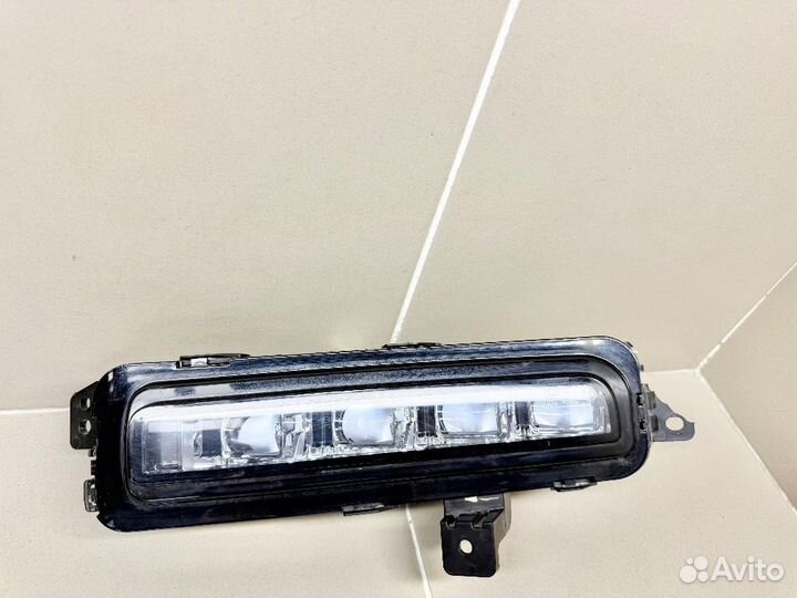 Ходовой огонь левый Tank 500