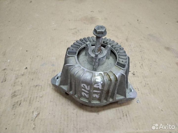 Опора двигателя w212 E-class 651