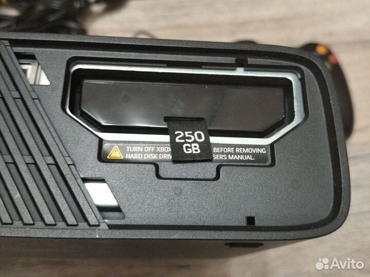 Xbox 360 E 250gb прошит