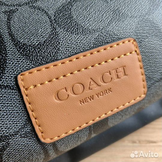 Мужские поясные сумки Coach