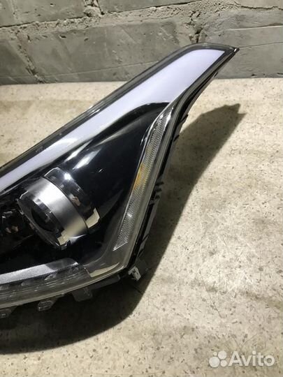 Фара левая Hyundai Creta