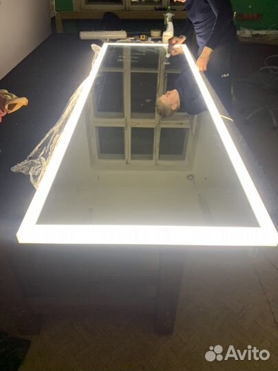 Зеркало с подсветкой светопропускное