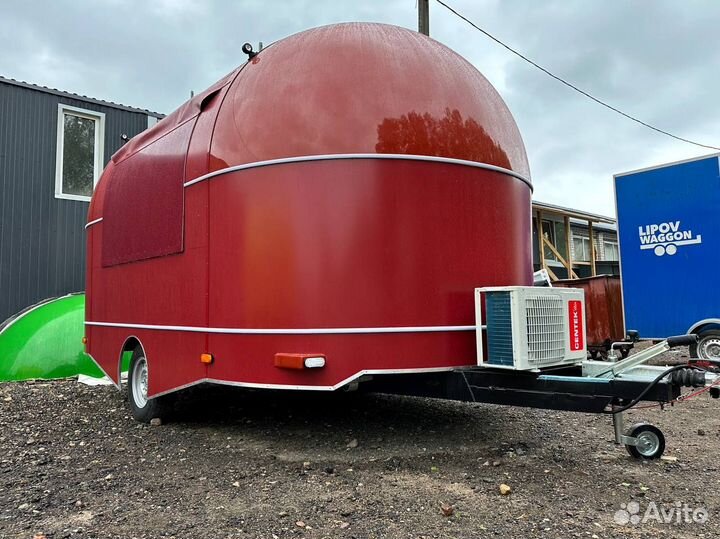 Прицеп для торговли Lipov Waggon F500, 2023