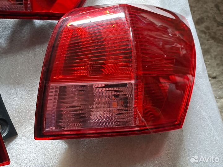 Фонари задние Nissan Qashgai 1. оригинал