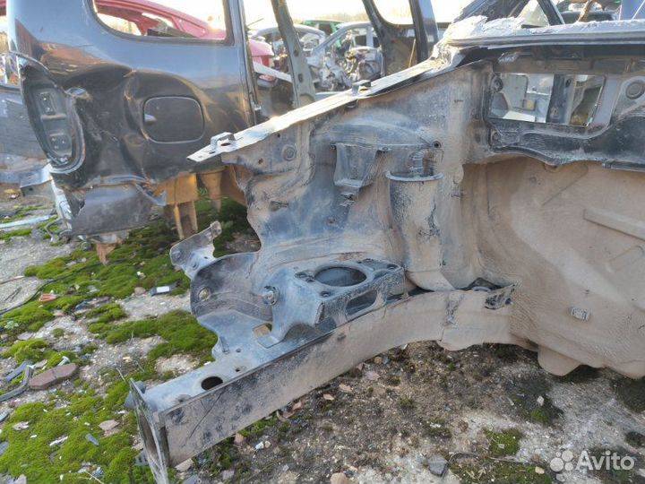 Лонжерон передний правый Volkswagen Polo Sed седан