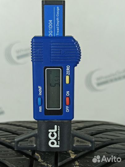 Goodyear Vector 4Seasons 215/55 R16 97V