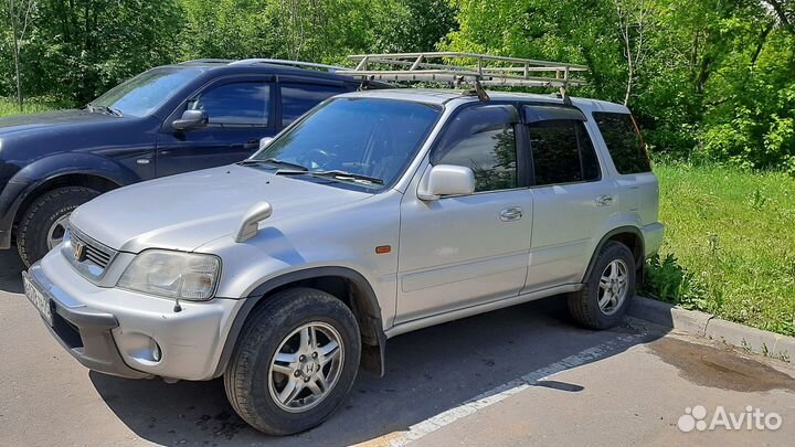 Багажник на крышу автомобиля универсальный