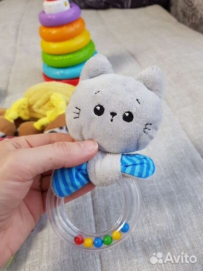 Развивающие игрушки пакетом
