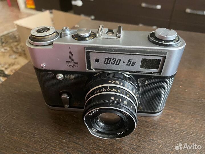 Плёночный фотоаппарат советский