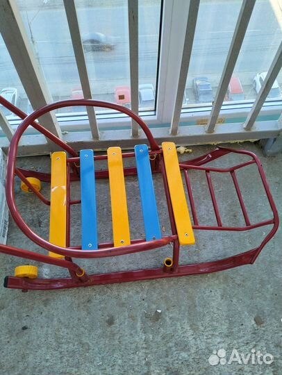 Детские санки с колесиками