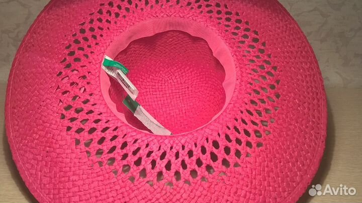 Шляпа «Benetton» новая