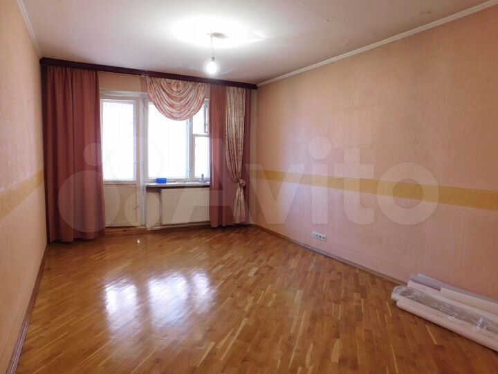 3-к. квартира, 95 м², 4/10 эт.