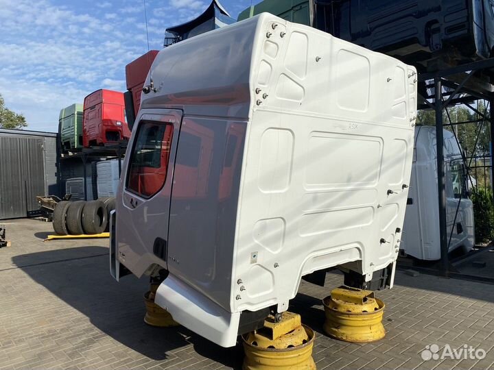 Кабина Renault Premium