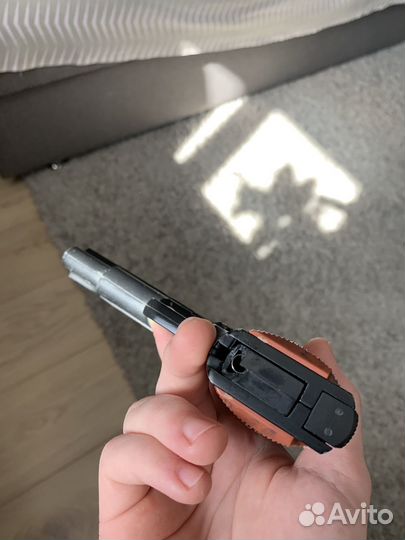 Детский игрушечный Пистолет