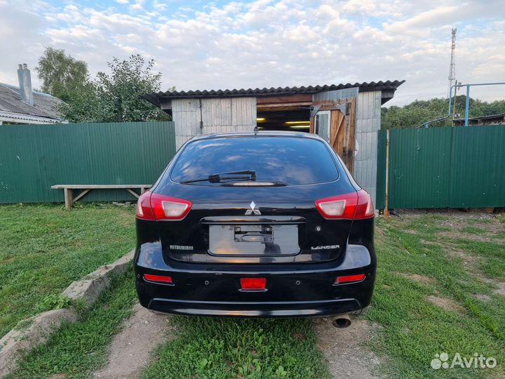 Автомобиль в разбор Митсубиши Лансер 10 Хетчбек