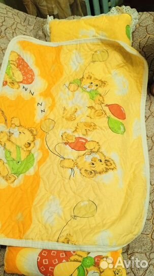 Комплект в коляску. Одеяло матрас подушка