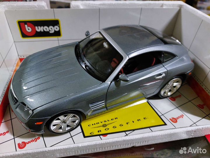 Коллекционная модель Chrysler Crossfire 1:18
