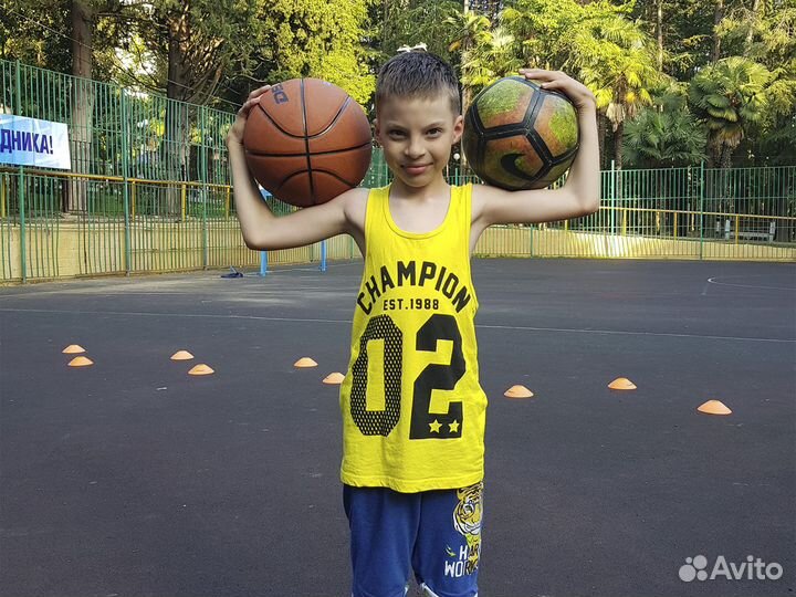 Тренер по баскетболу