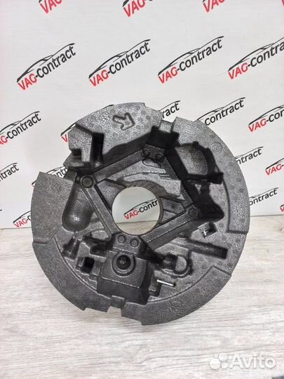 Ящик для инструментов Skoda Octavia A7 1.8 2013