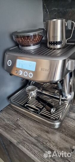 Кофемашина bork 808