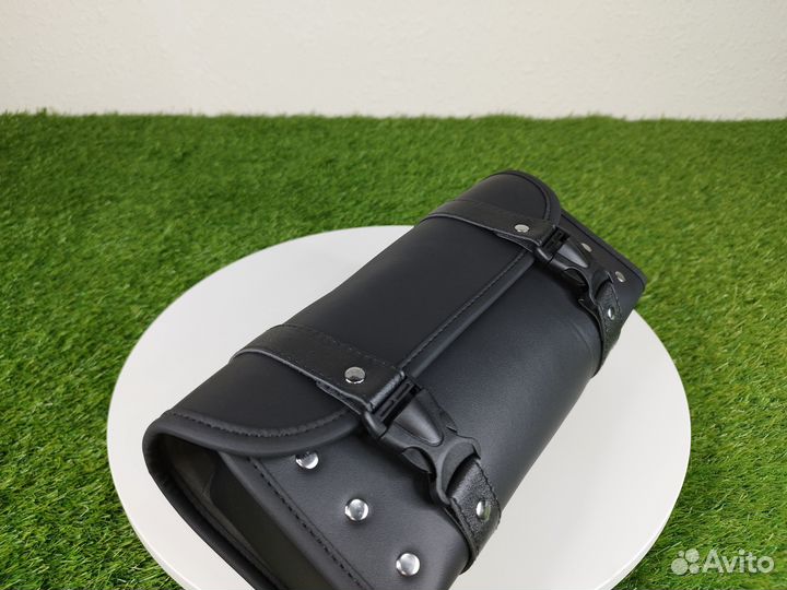 Мотоциклетная сумка на руль. Цвет черный