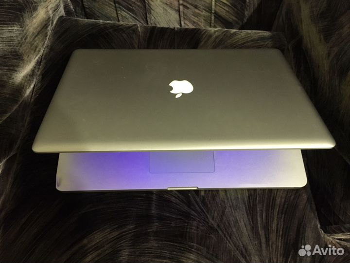Macbook Pro 17 inch 2009