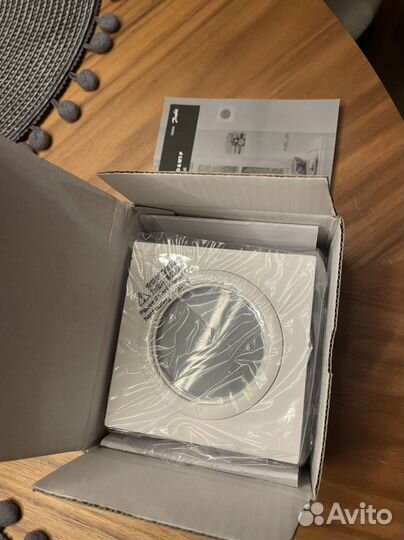 Термостат для напольных конвекторов новый Danfoss