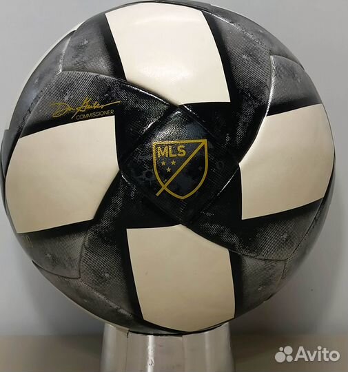 Футбольный мяч adidas MLS Nativo 19 Competition Ma