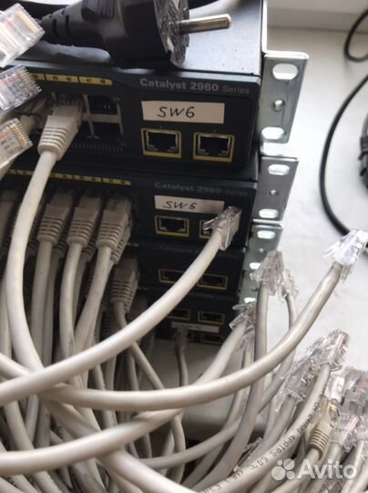 Коммутатор Cisco SF300-48