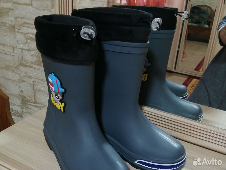Сапоги резиновые р. 35