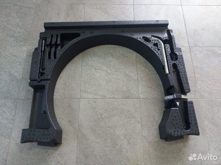 Органайзер с инструментами Volkswagen Tiguan 2