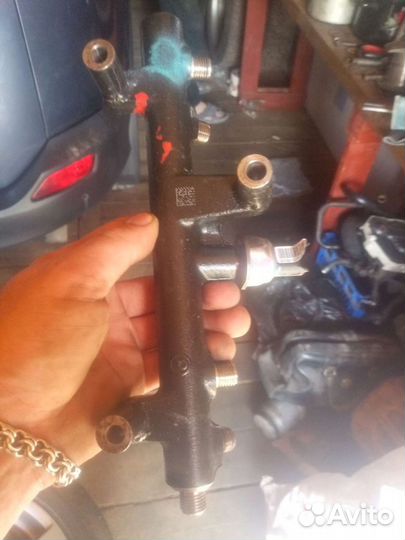 Топливная рампа Форд Куга