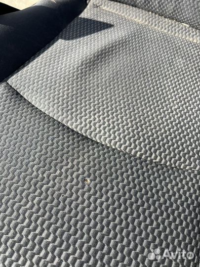 Сидения на ниссан сентро B17