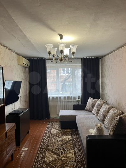 2-к. квартира, 44 м², 2/5 эт.