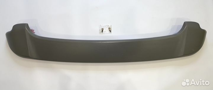 Спойлер Toyota Noah Voxy 70