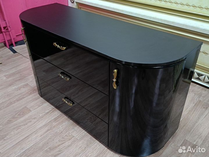 Комод.Радиусный фасад/чёрный глянец