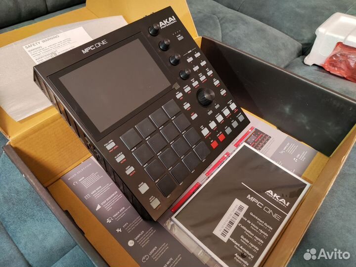Akai mpc one