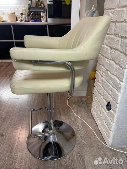 Барный стул