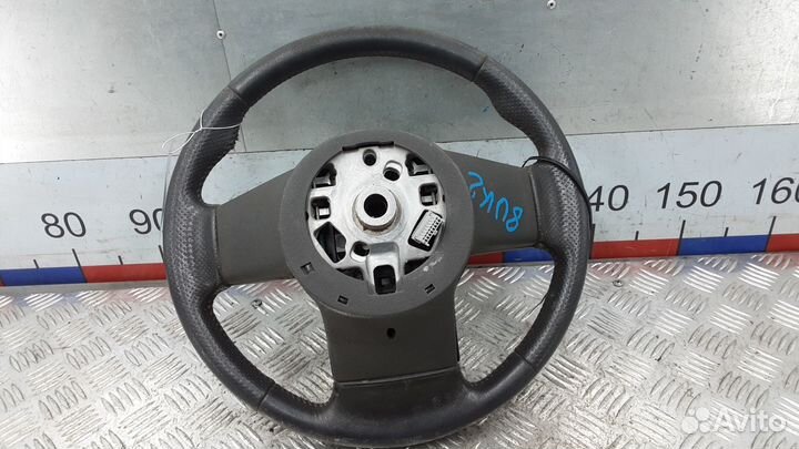 Руль на Nissan Navara D40