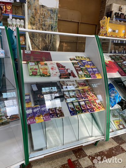 Стеклянная витрина