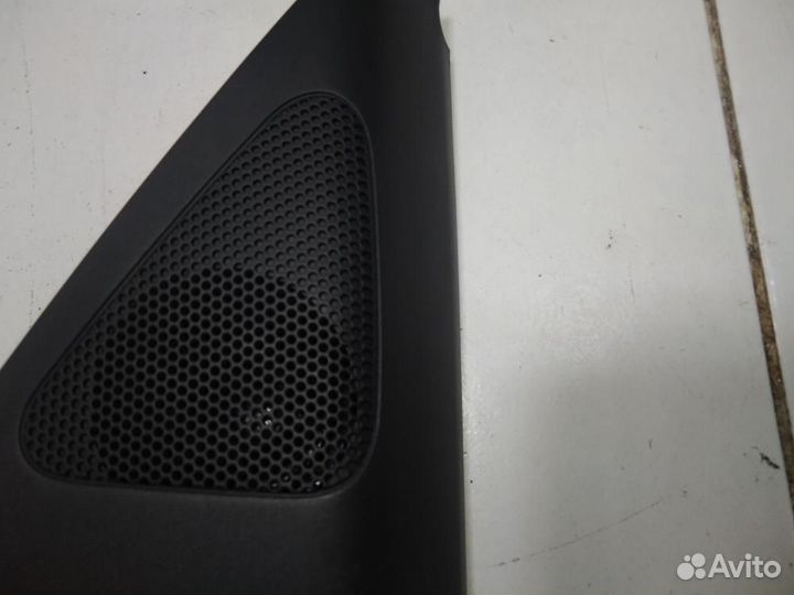 Накладка двери треугольник Volkswagen Tiguan 5N1 2